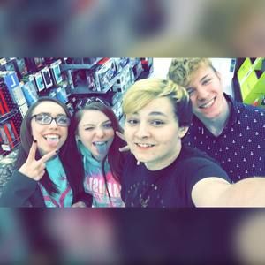 Meet your Posher, Dalton